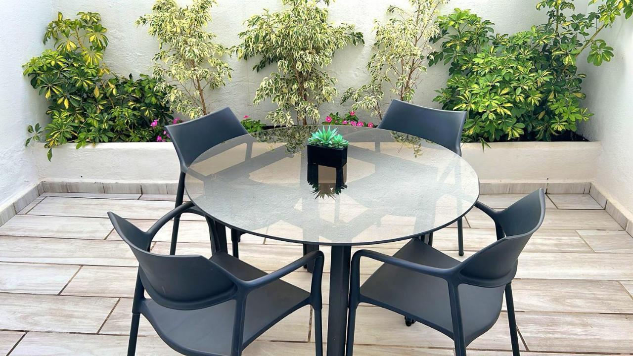 New! Renovated, Centrally Located, Private Entrance, Terrace Daire Valensiya Dış mekan fotoğraf